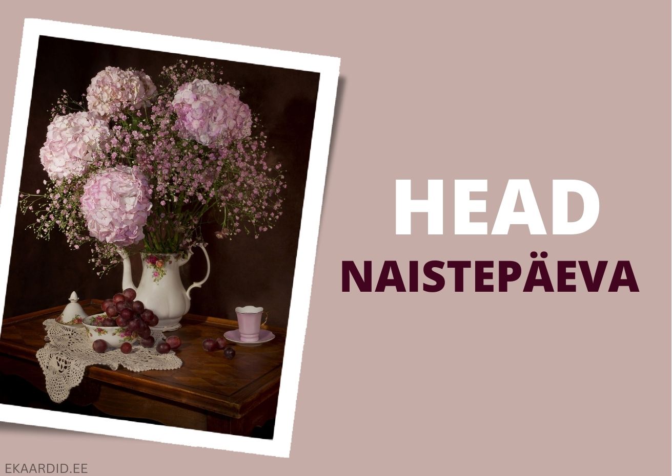 Naistepäeva kaart hortensia ja gypsophila kimbuga